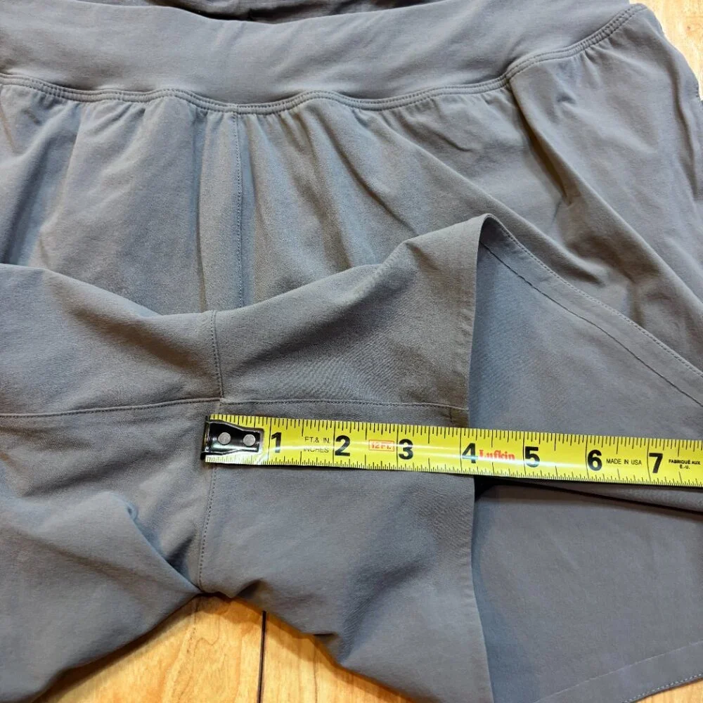 Outdoor Voices Ready Set Lightspeed Lined Shorts Gray 4” Inseam Men's Size XS